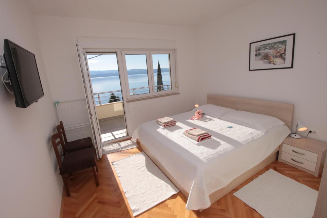 Apartmani Damir Livajic Omis Exterior photo